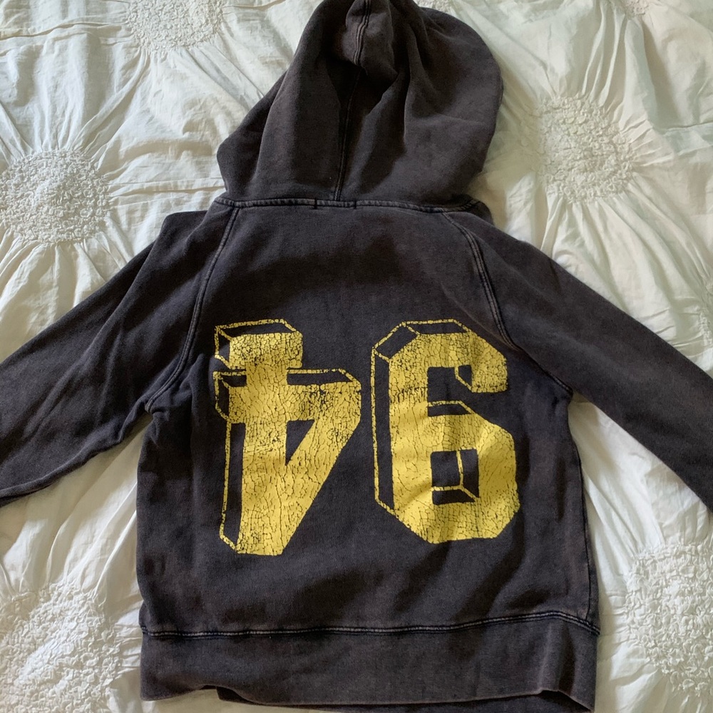 Sweatshirt - Picture 2 of 3